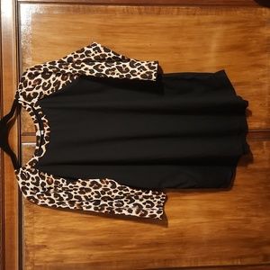 Piphany raglan shirt black with leopard print Size L